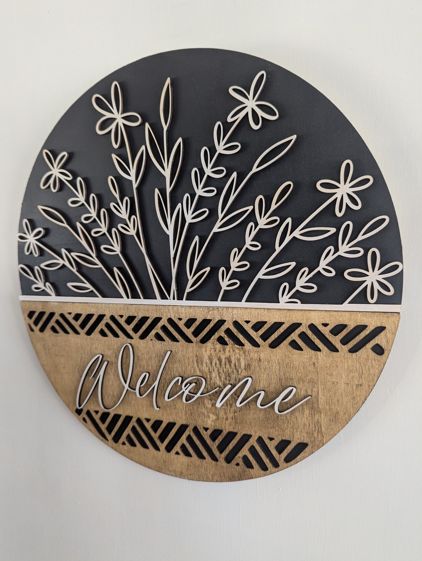 Elegant Floral Welcome Sign β Laser-Cut Wooden Door Hanger
