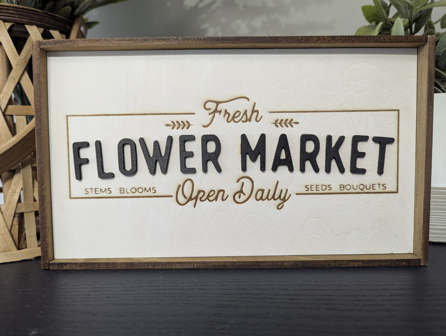 "Fresh Flower Market" Wooden Framed Sign – Handcrafted, Farmhouse-Inspired & Perfect for Spring